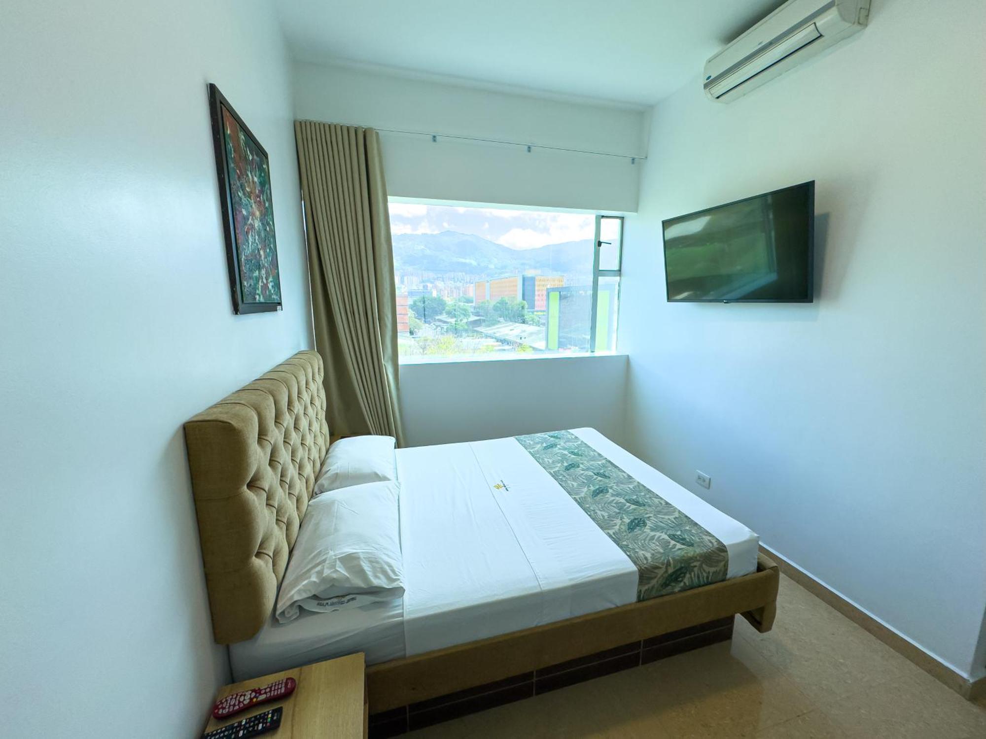 Hotel Central Plaza Medellin Итагуи Экстерьер фото