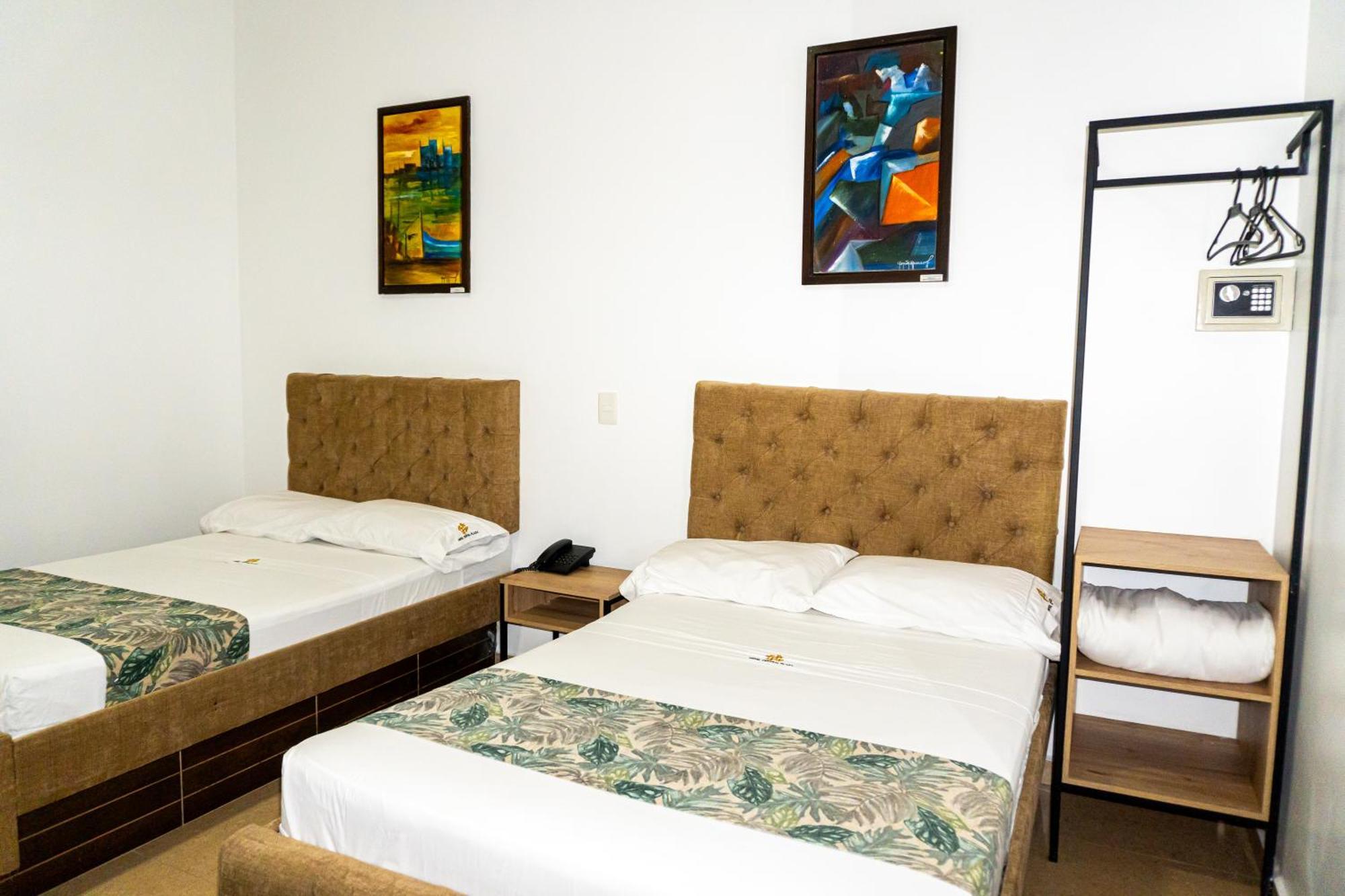 Hotel Central Plaza Medellin Итагуи Экстерьер фото
